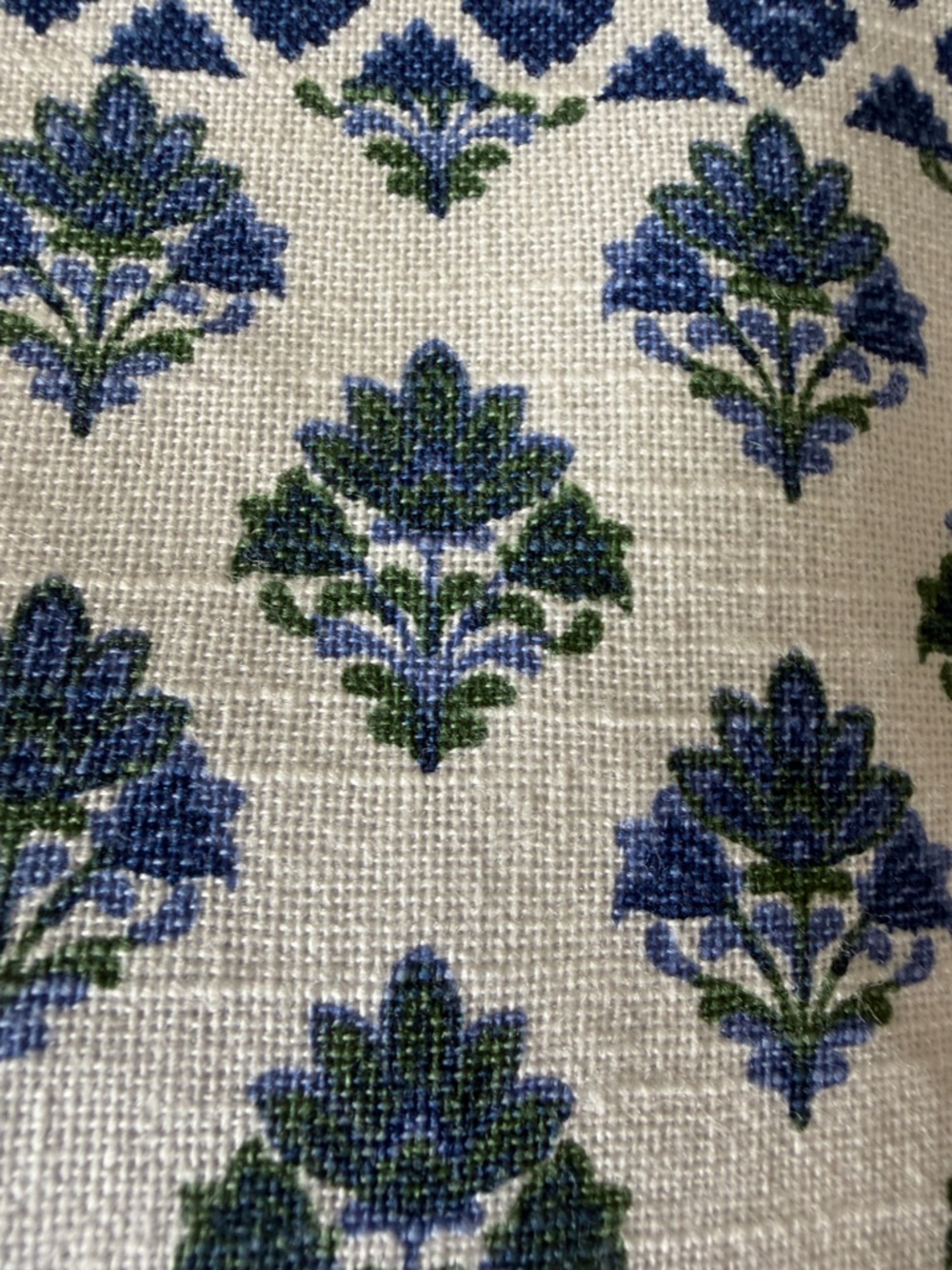 Set of 6 reversible Blue and Green Floral Block Print place Mats - Picture 4 of 5